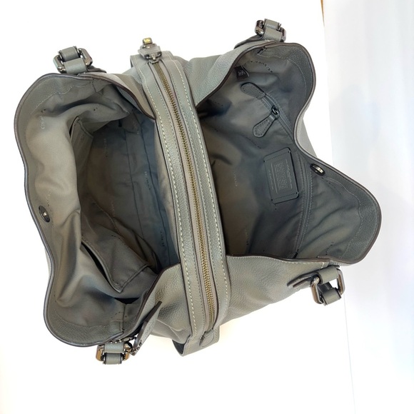 Coach Edie 31 Refined Pebble Leather Shoulder Bag Heather Gray Pewter Hardware - Picture 4 of 15